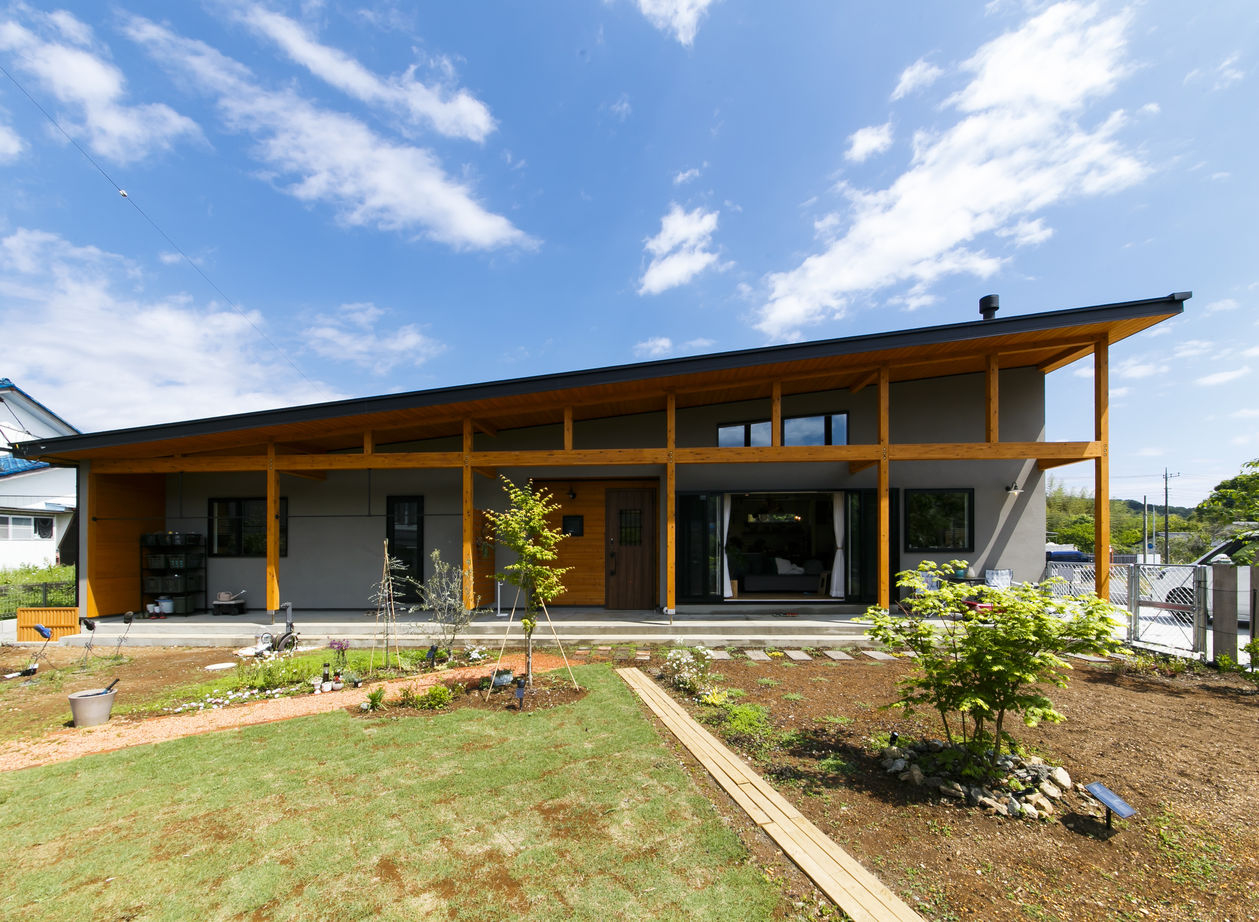 35坪の平屋間取り⑧ 南玄関 外観